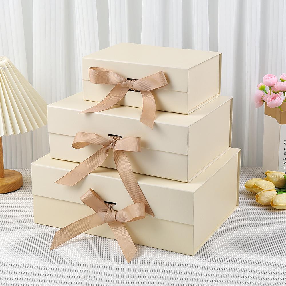 In-Stock Magnetic Folding Gift Box with Ribbon Bow - Solid Color Flip-Top Packaging Box