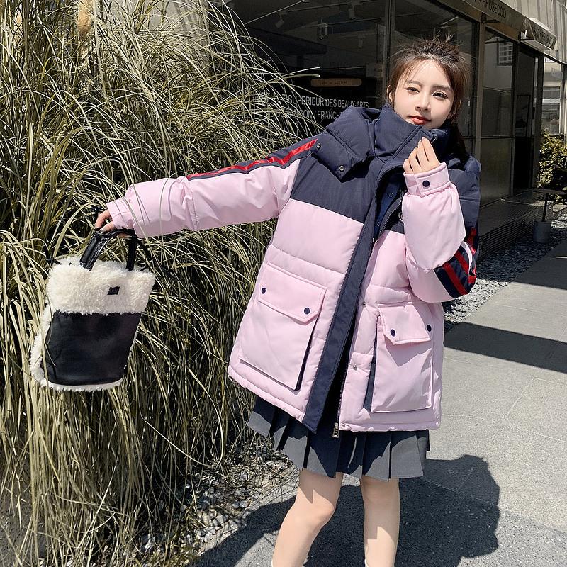 

Хлопковая куртка для девочек средней школы, длинная, новая, в стиле милитари, контрастного цвета, в университетском стиле, ветрозащитная, хлебная одежда, зимняя, с капюшоном, свободная, хлопковая куртка. S розовый