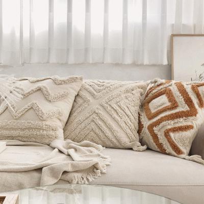 Υφάσματα για την τραπεζαρία και το σαλόνι – Μαξιλαροθήκες