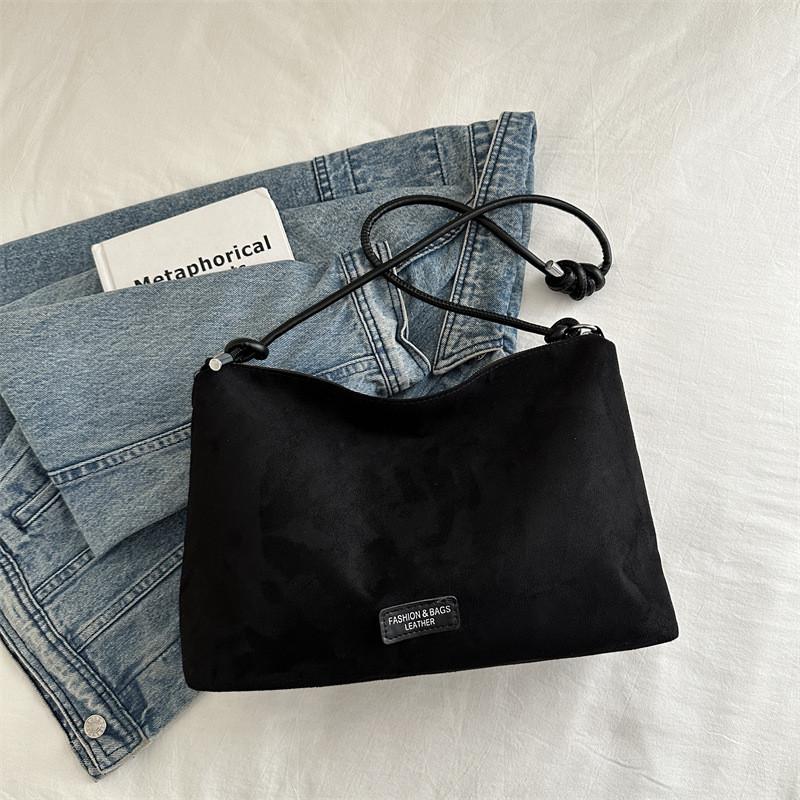 Urban Minimalist Bucket Bag With Special Material For Daily Use