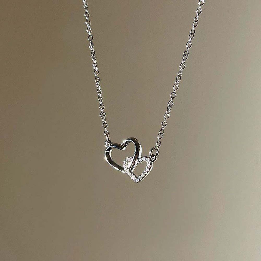Clavicular Sweater Chain Love Heart Chain Choker Pendant Necklace Hollow Heart Chain Pendant  Party