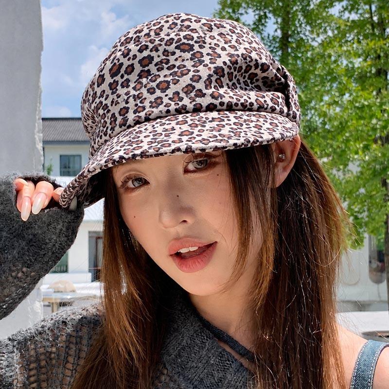 Retro leopard print newsboy hat women's autumn new bow octagonal hat showing face small casual duck tongue navy hat