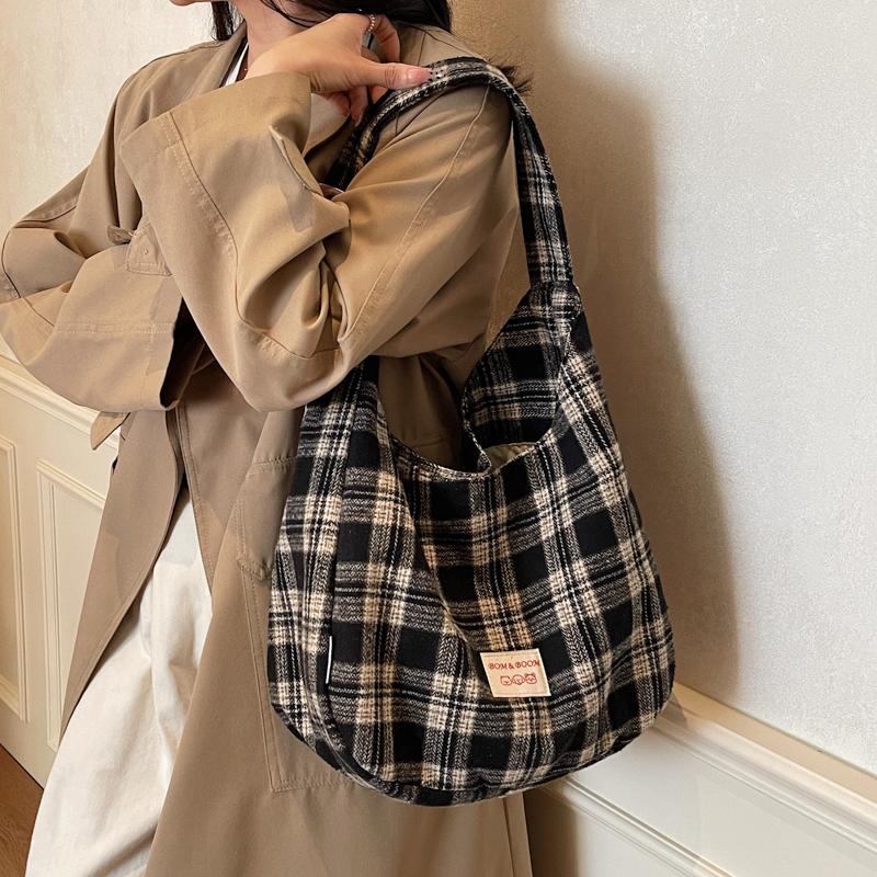 Vintage Plaid Handbag Lightweight Large Capacity Commuter Shoulder Bag
