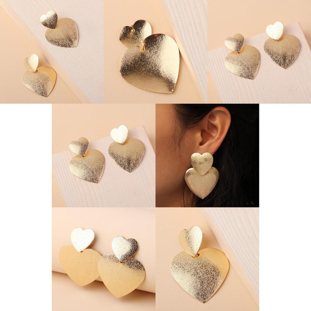 Fashion Gold Metal Women's Casual Heart-shaped Design Earrings For Celebrations