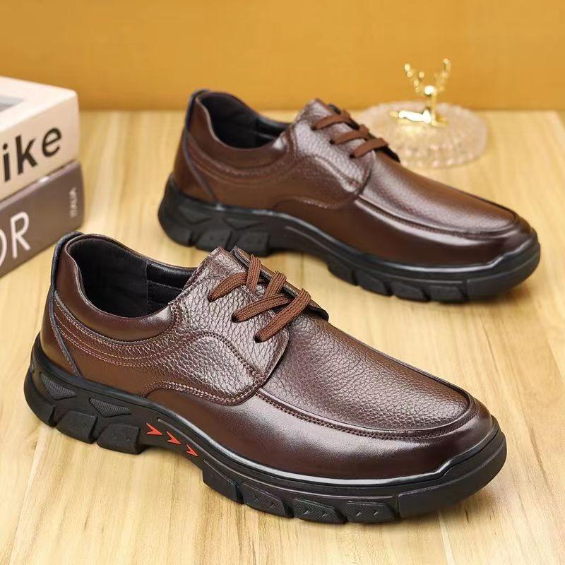 Spring new men's business casual leather shoes soft sole soft surface light men's leather shoes lace up round head men's shoes