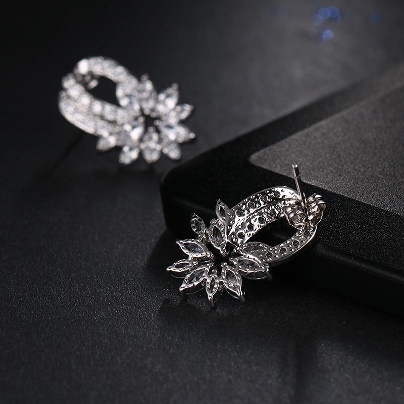 Bettyue Brand Fashion Charm Aaa Cubic Zircon White Gold Color Geometric Jewelry Earrings For Woman Elegance Wedding Party Gift