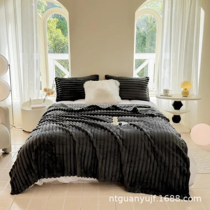 

Молоко класса А Бархатное полосатое одеяло Четыре сезона Универсальное Однотонное Утолщенное Многофункциональное Офисное Одеяло для кондиционера 100x150cm 1pcs