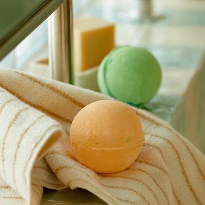 Wählen Sie 1 von 3 Jeju Schaumbadebomben