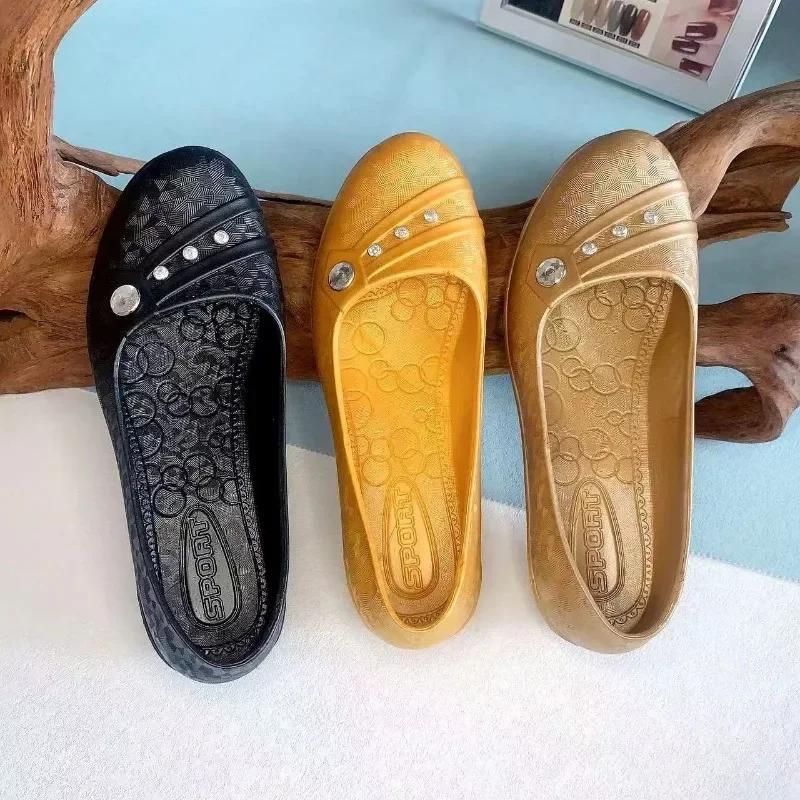 

Low Cut Waterproof Shoes for Women Non Slip Kitchen Work Shoes Durable Lightweight Comfortable Summer Slip Resistant 40 коричневий