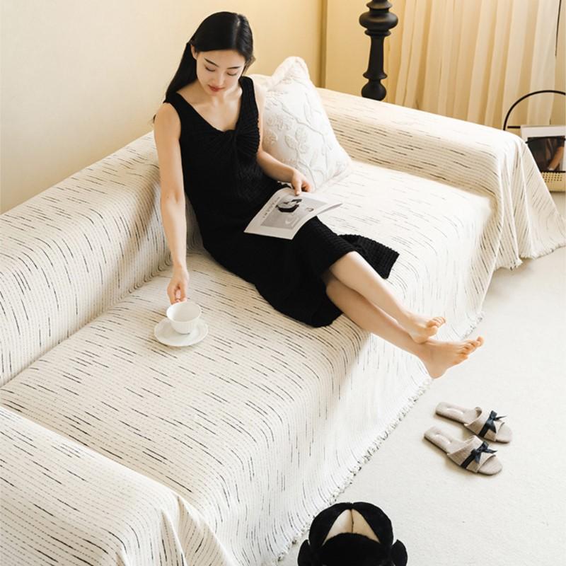 All-Season Universal Full Coverage Anti-Cat Scratch Pet-Proof Non-Slip Couch Blanket Soft Sofa Cover Chenille Sofa Throw 180x130cm