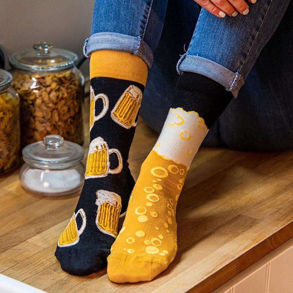 Herren Damen Socken Kreative AB Asymmetrische Baumwollsocken Mode Persönlichkeit Trend Cartoon Paar Lustige Socken Täglich Große Größe Socken