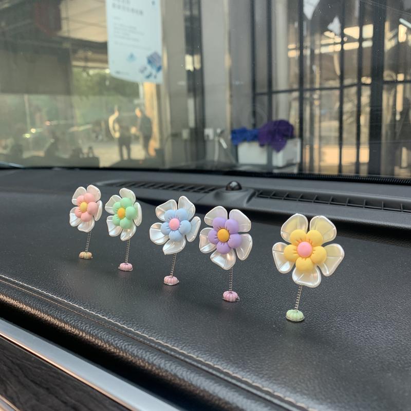 5PCS Macaron Flower Car Console Decoration Cute Fresh Healing Shaking Head Design New Car Interior Accessories