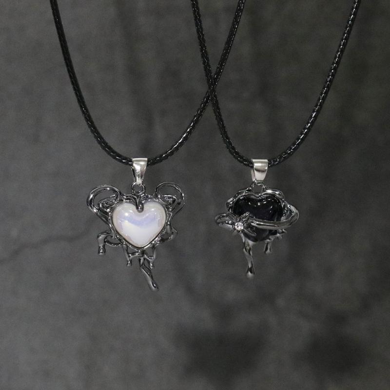 Gothic Liquid Heart Pendant Necklace Devil Eye Cross Choker Punk Devil Eye Clavicle Chain for Women Jewelry Accessories