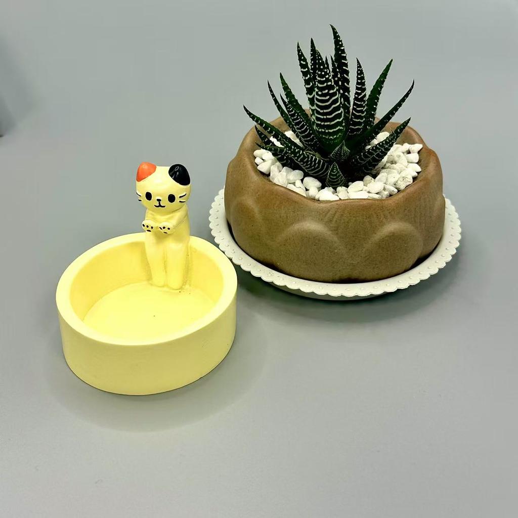 Cute Little Cat Hand Warmer Scented Candle Holder, a Unique and Creative Birthday Gift, Desktop Decoration with an Atmosphere