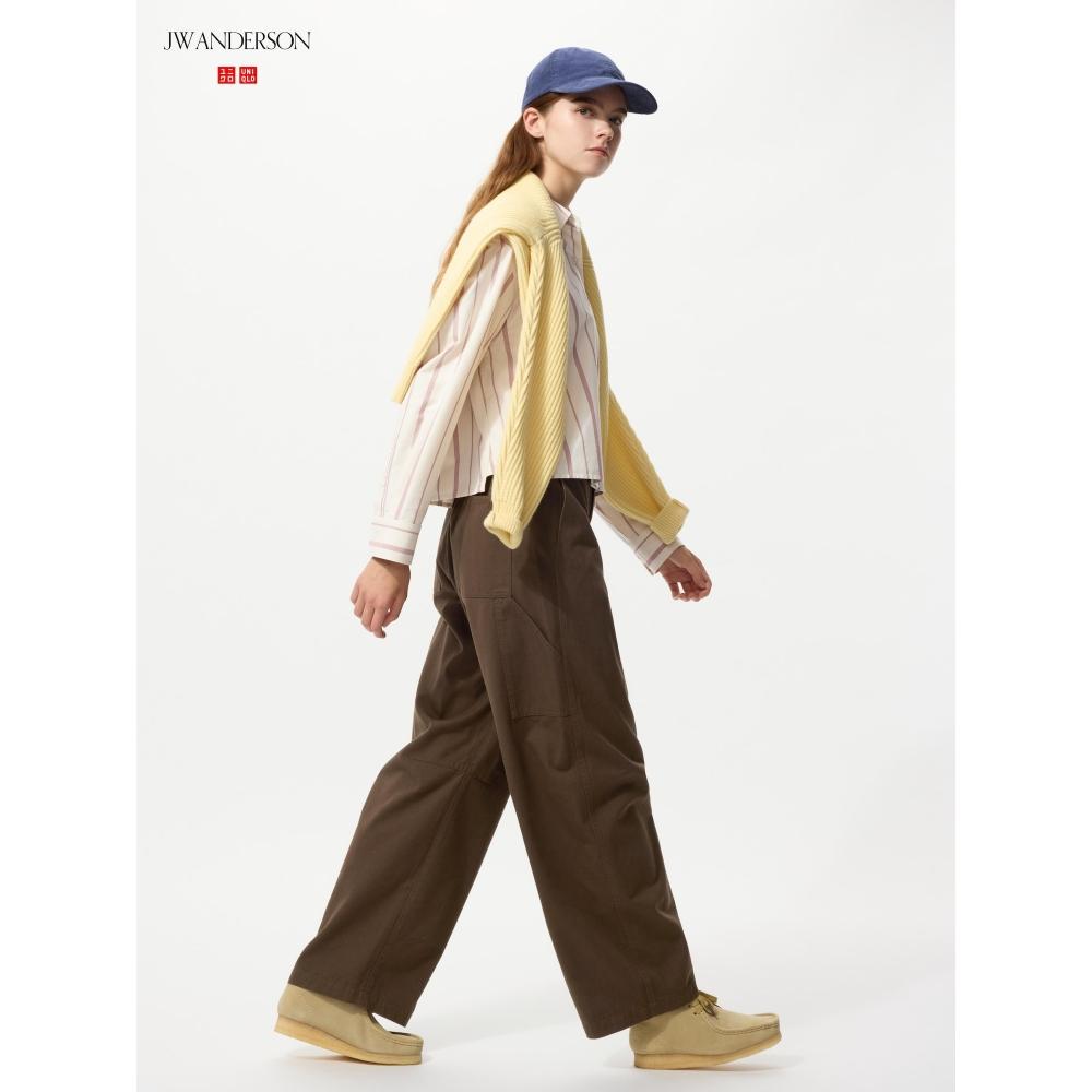 Uniqlo Curve Pants Model