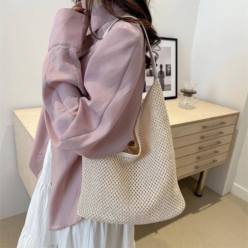 Straw Woven Bag Large Capacity Underarm Bag Korean Ins Retro Woven Bucket Bag Shoulder Bag Vacation Style Beach Bag Women
