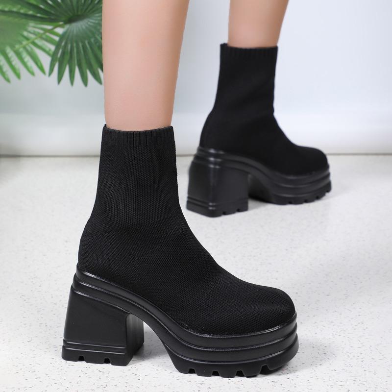 Large Size Women's Leather Boots New Style Square Head Platform High-heeled  Women Shoes Black and White Square Heel Short Boot