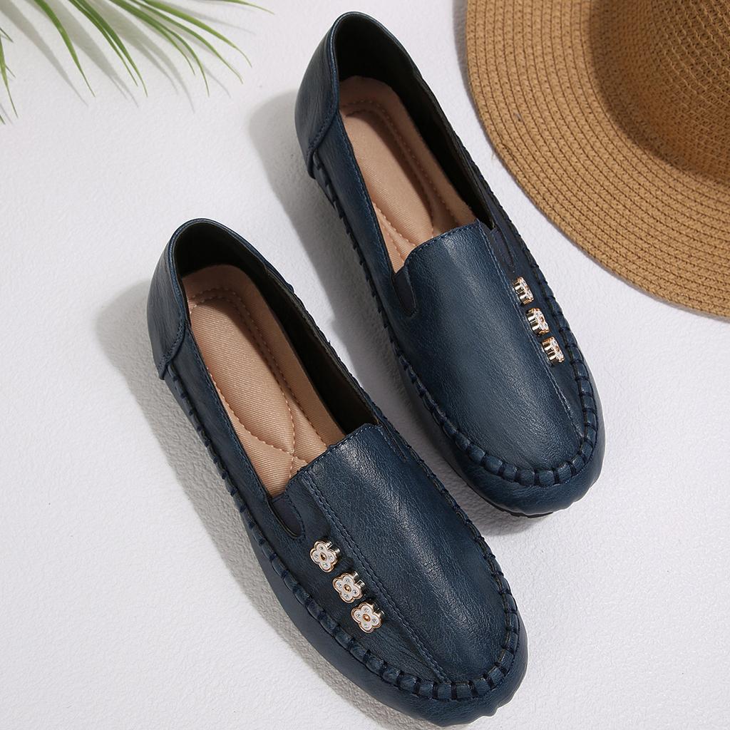 Women's Slip On Loafers Casual Driving Moccasin Shoes Lightweight Flexible Sole Comfortable Fit Durable Construction