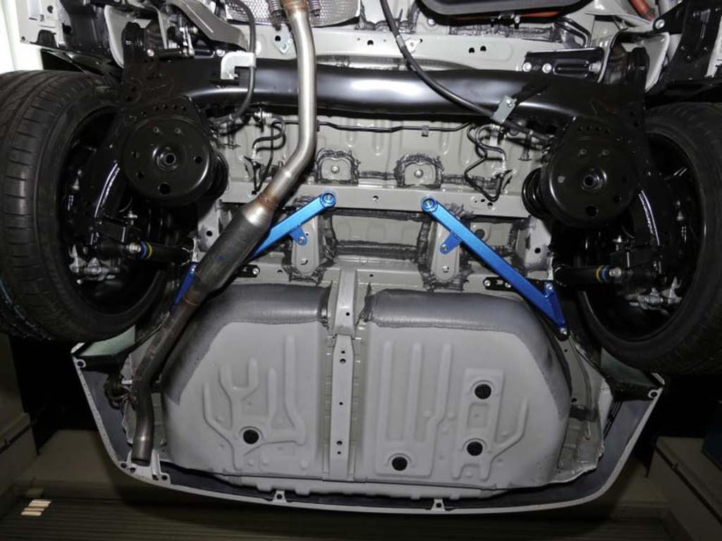 CUSCO Power Brace Floor for Toyota Hybrid ZWR80G 975 492 R (Rear Mount) Noah/Voxy 2WD,