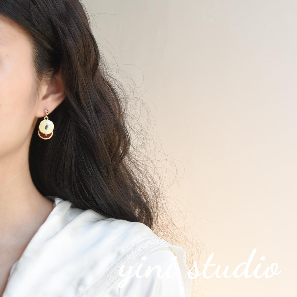 

Винтажные серьги Необычные серьги Геометрические серьги с эмалью Зажимы для ушей