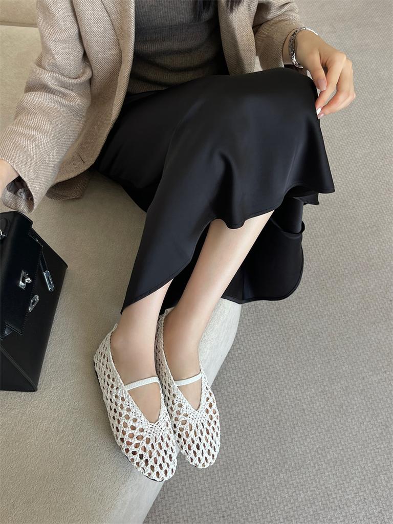 2025 new woven flat-soled single shoes hollow women's shoes