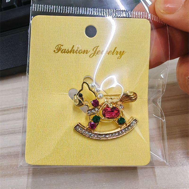Chinese-Style Colorful Lucky Bag Pony Brooch Exquisite Zodiac Horse Pin Women Temperament Suit Lapel Corsage Clothing Accessory