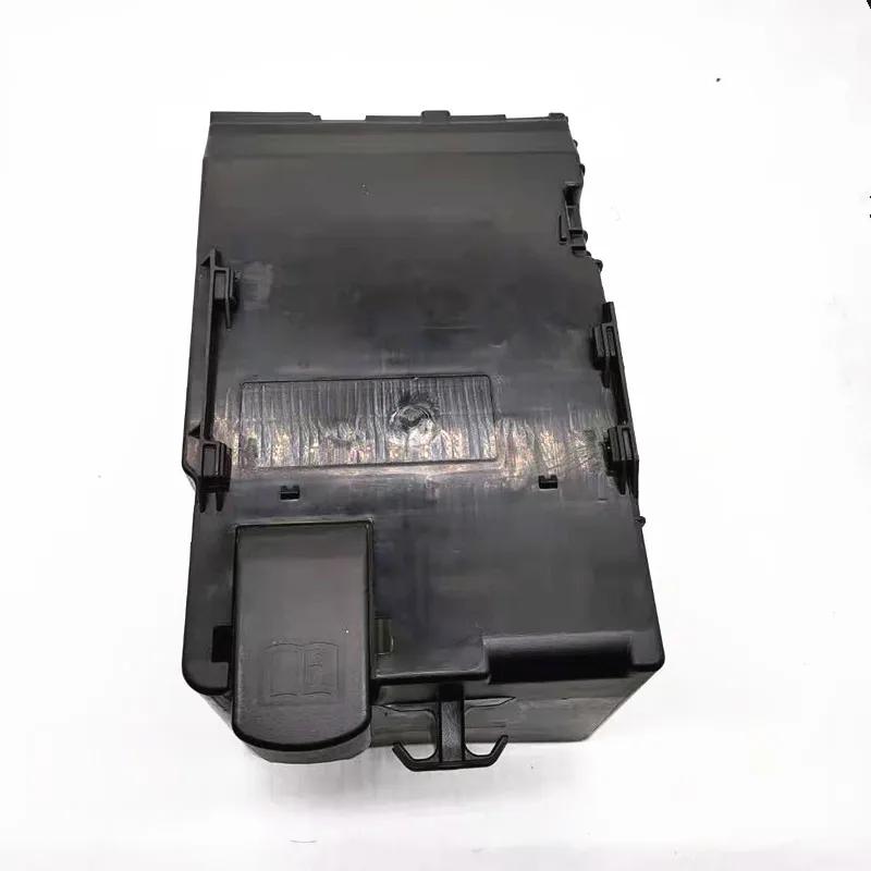 5615Q0 9801801880 For Peugeot 208 2008 301 for Citroen C3 C-Elysee Battery cover