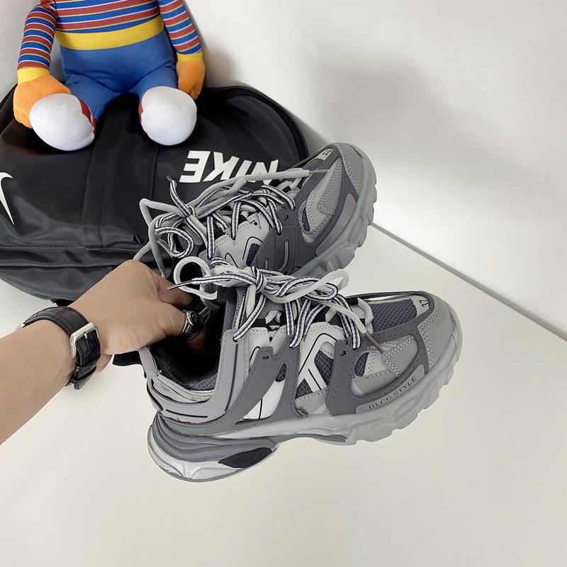 Dam 2025 Mångsidiga Dad Sneakers med Tjock Sula - Trendig Hong Kong-stil, Street Snap, Casual Sneakers för Studenter och Par