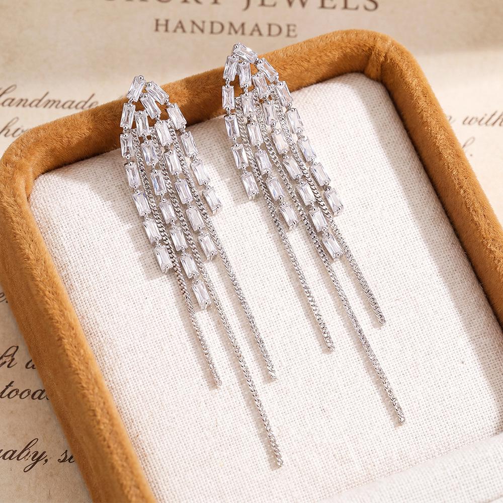 Exquisite Personalized Tassel Waterfall Earrings - Light Luxury Stud Jewelry