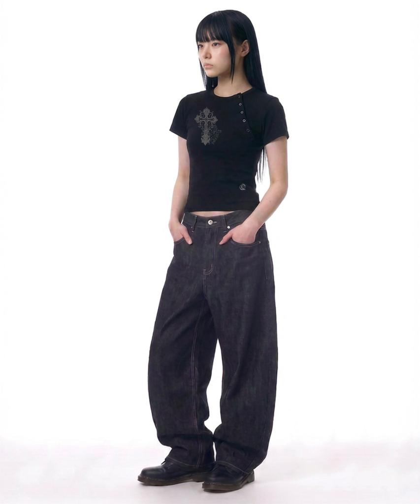 Damiswi Vintage Cross Diagonal Button T-Shirt_Black