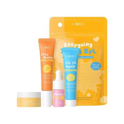 (3 Stellen Sie ein)Feuchtigkeitsspendendes Hautpflege-Set, Geschenk für Frauen, 4-teiliges Hautpflege-Basisset, Mini-Reisegröße mit Gesichtsreiniger, Creme, Serum, Sonnenschutz
