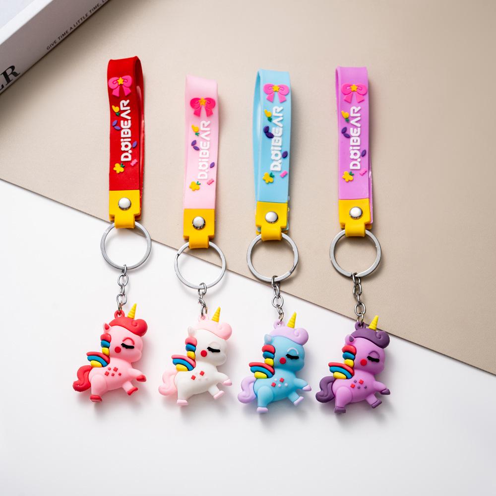 Adorable Rainbow Unicorn Keychain Pendant for Couples - Cute Small Gift
