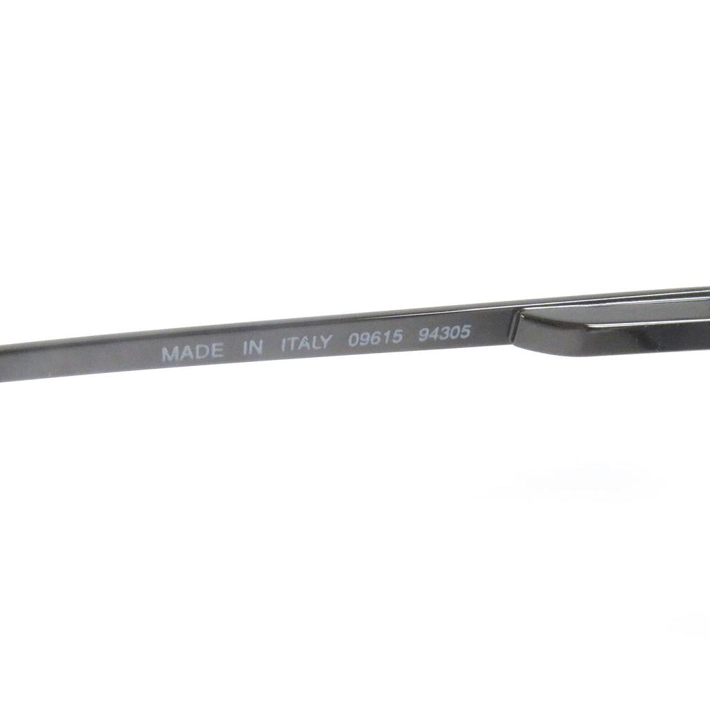 Świetne okulary przeciwsłoneczne CHANEL Kwadratowe okulary przeciwsłoneczne z logo Kolor gunmetal Używane