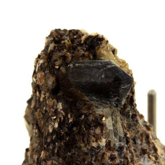 Pierres et Minéraux. Sapphirine. 159.0 ct. Morafeno, Tranomaro, Anosy, Madagascar.