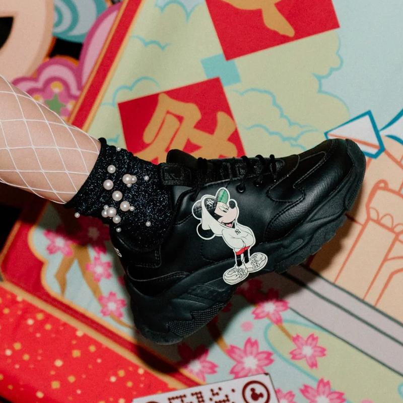 Disney X MLB Big Ball Chunky Cushioning, Slip Resistant, Lightweight Low Top Chunky Sneakers Unisex Black Sneakers 32SHCK011-50L