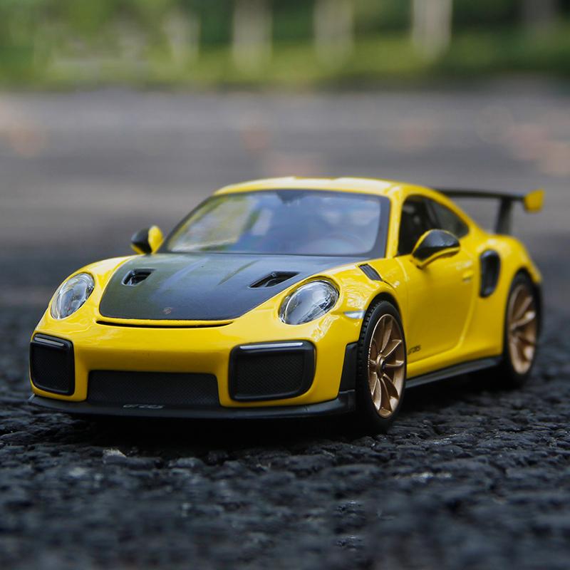 Maisto 1:24 Porsche 911 GT2 RS Supercar Alloy Car Diecasts & Toy Vehicles Car Model Miniature Scale Model Car For Children