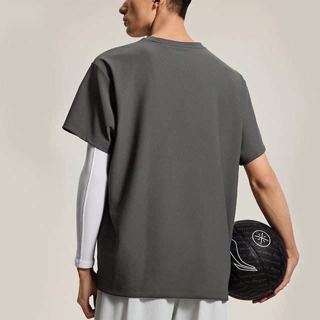 Li-Ning Wade Series UV Protection Round Neck Short Sleeve T-Shirt Men Tops Graphite-Gray ATSU037-1