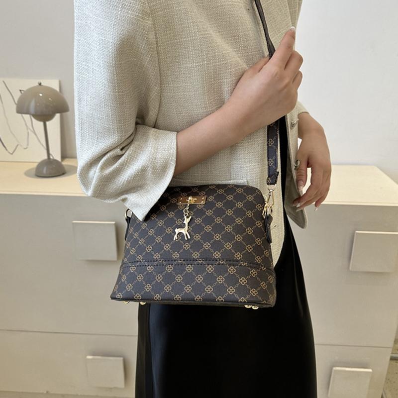 Yogodlns Yeni Moda Retro PU Deri Küçük Kabuk Omuz Çantası Günlük Geyik Kolye Dekor Çapraz Askılı Çanta Vintage Baskılı Fermuarlı Kadın El Çantası