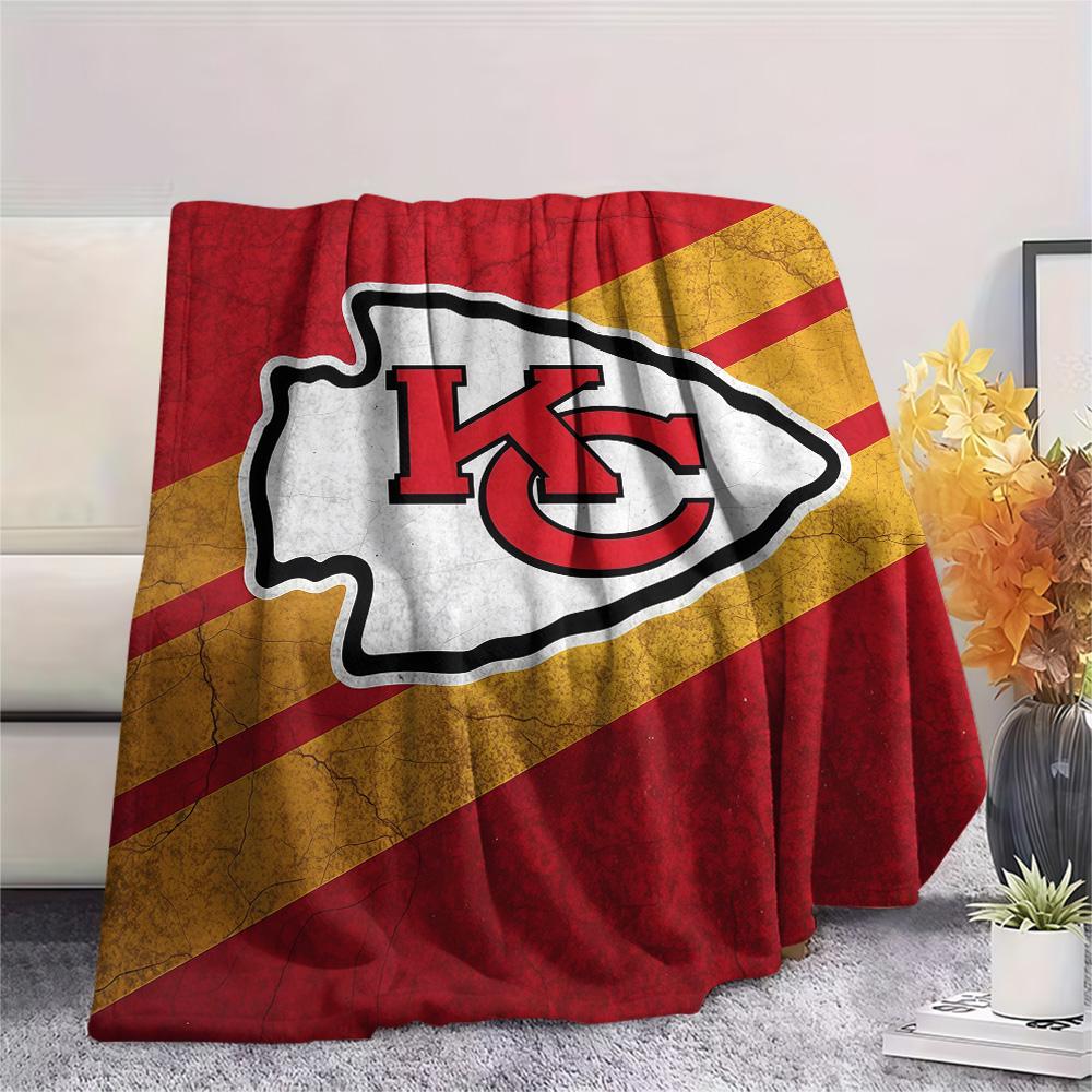 Kansas City Chiefs Flannel Blanket, High quality Comfortable for All Seasons, Home Decor, Warmth and Comfort