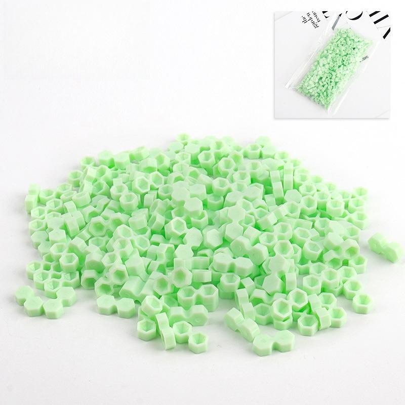 200Pcs Eyelash Extension Glue Cup, Diamond Cone Shaped Glue Cup, Delay Cup, Two-Hole Auxiliary Tool for Eyelash Extension