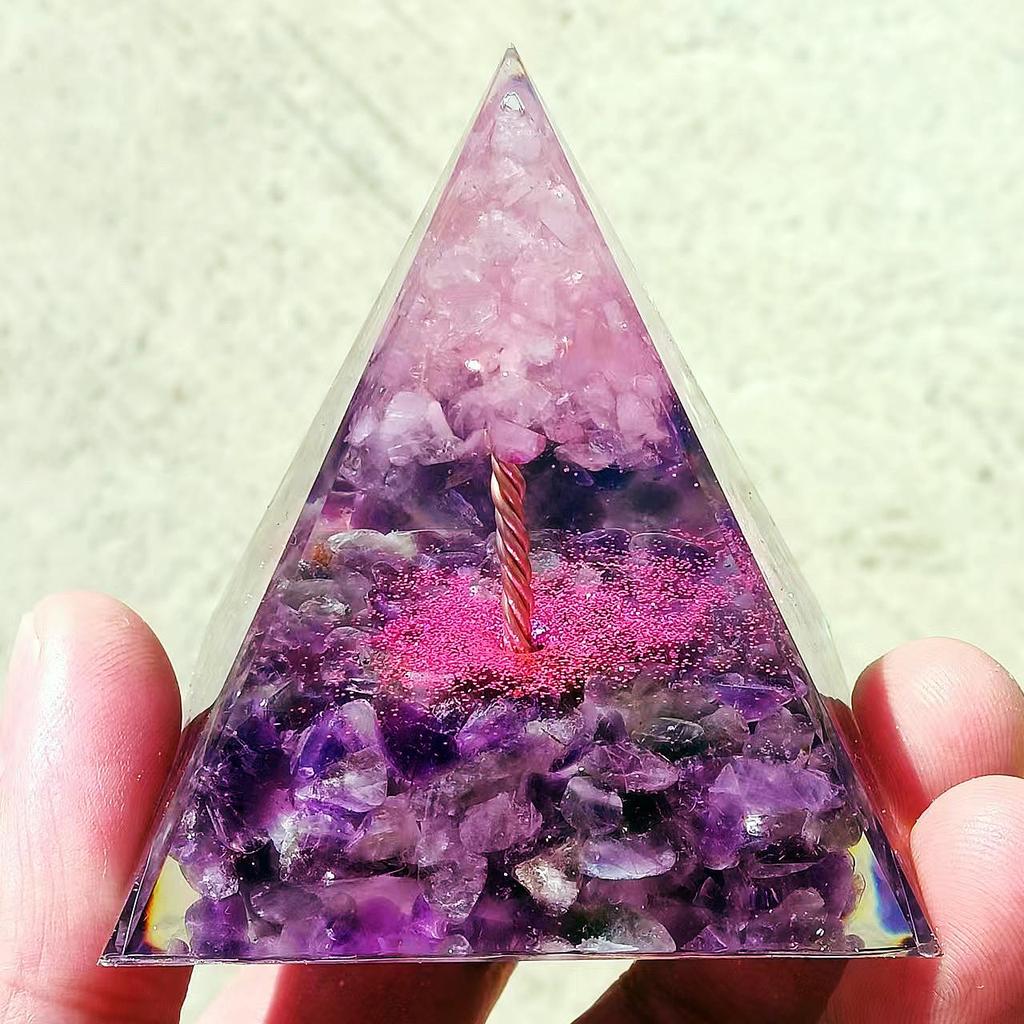 Crystal Stone Pyramid Resin Decor: Home, Office, Car Ornaments