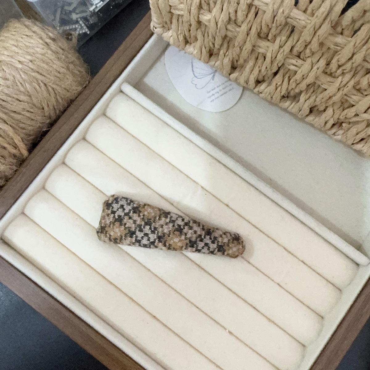 Plaid Woolen Triangle BB Hair Clip - Retro College Style Hairpin Accessory