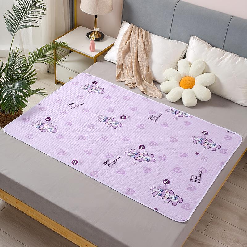Menstrual Mattress Pad: Breathable, Leak-Proof, Fresh Print Design for Periods and Elderly Care