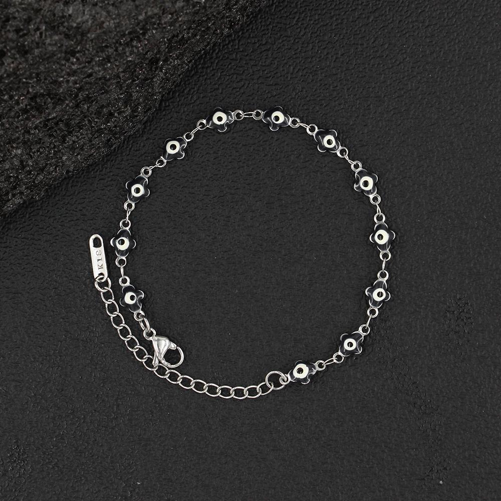 European & American Fashion Devil s Eye Geometric Bracelet - Women s Jewelry