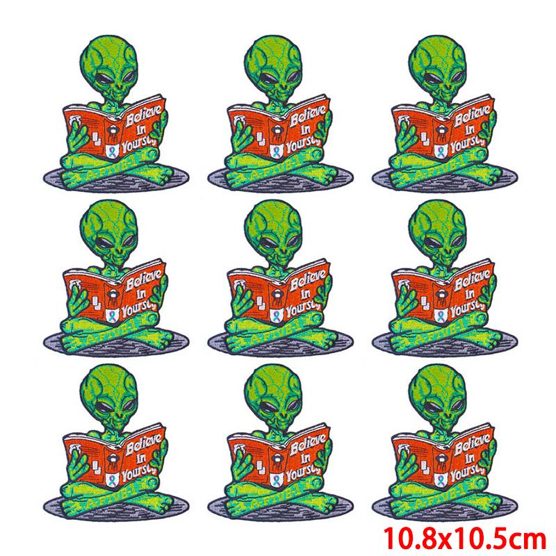 10 Pcs/lot Wholesale Embroidery Patch Iron On Patches For Clothing Patches On Clothes Jackets Decor Applique Sew Supplies