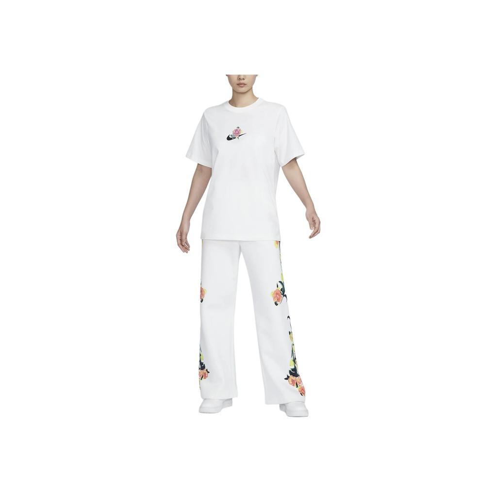 Nike T-shirt à col rond graphique Logo Floral Collection Artiste Sportswear Femme T-shirts Blanc HF4684-133