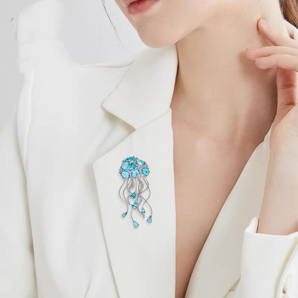 Animal Jellyfish Beautiful Brooch Ocean High-End Luxury Pin Suit Coat Accessories Gift