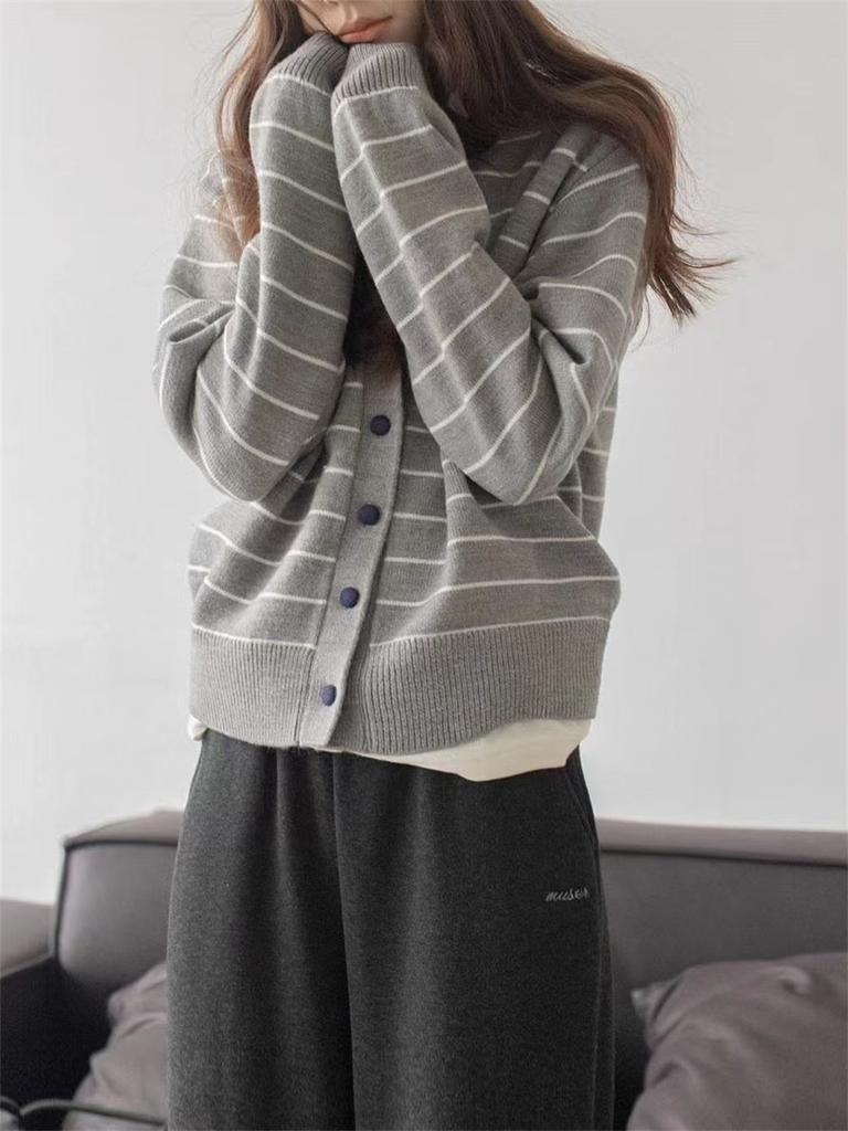 Cross-border New Striped Crew Neck Color-blocking Design Loose Long-sleeve Knit Jacket for Women, Simple Buttoned Sweater Jacket