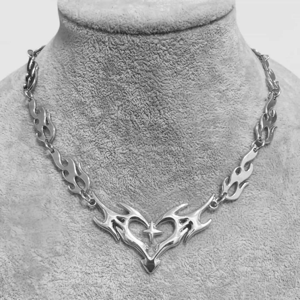QIBAOKU Retro Fashion Necklace for Men Thorn Flame Peach Heart Cool Necklace Hip Hop Punk Style Unisex Party Accessory Y2K