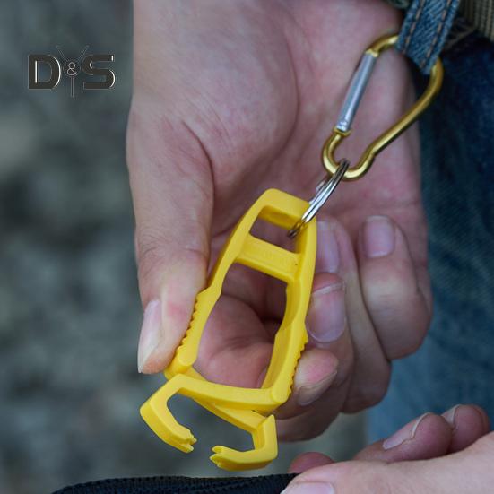 Outdoor Glove Clip with Carabiner Heavy Duty Hands-Free Multifunction Camping Hiking Work Glove Hanger Carrier Keeper Grabber Belt Clamp